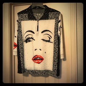 Lady’s Sparkling Top